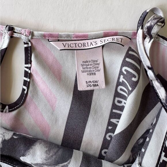 Victoria’s Secret Newspaper Floral Stripe Patchwork Print Satin Cami Tank S - Picture 7 of 12